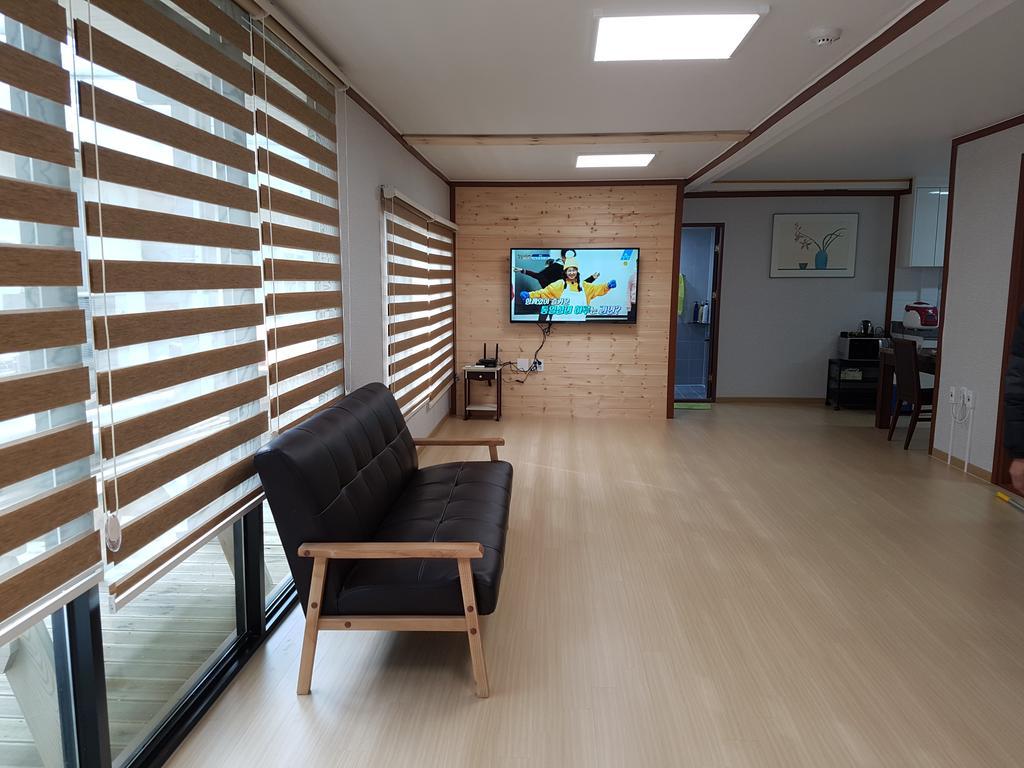 Bluesky Pension Pocheon Exterior photo