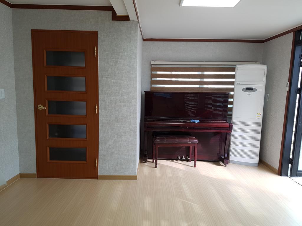 Bluesky Pension Pocheon Exterior photo